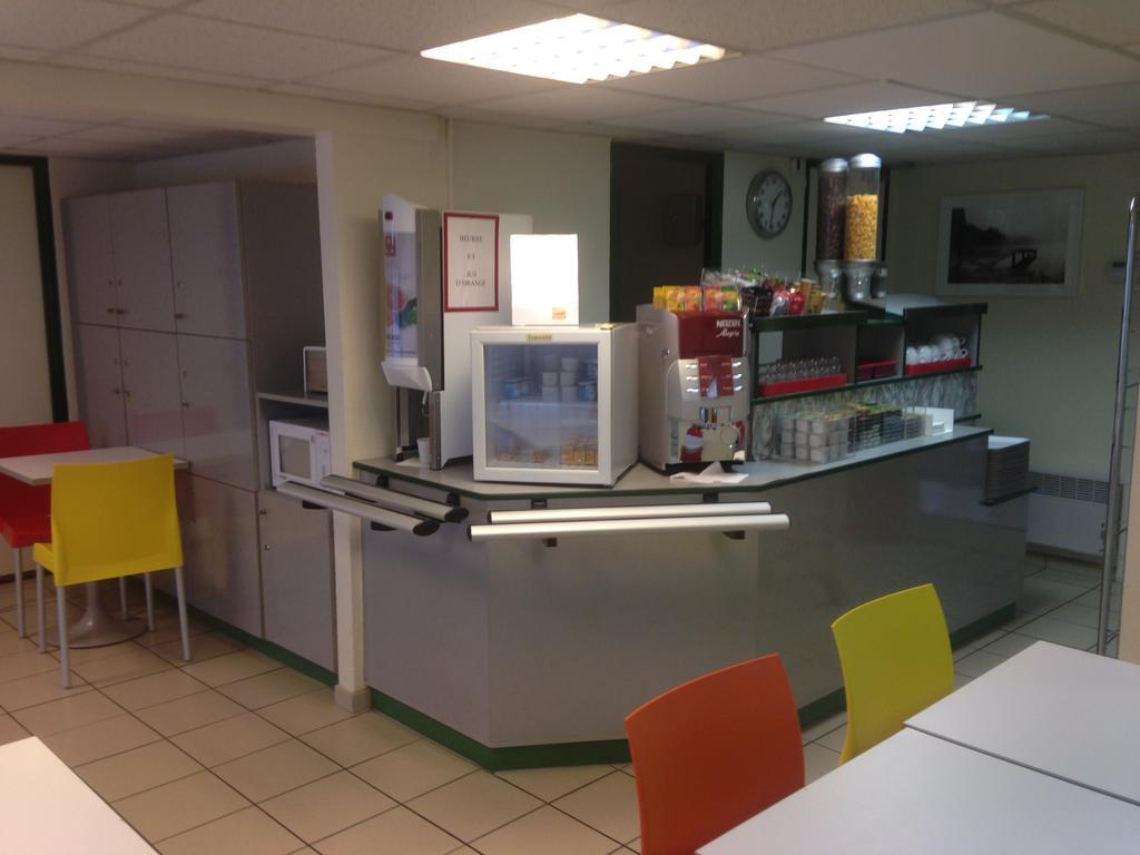 Premiere Classe Niort Est La Creche Exterior foto