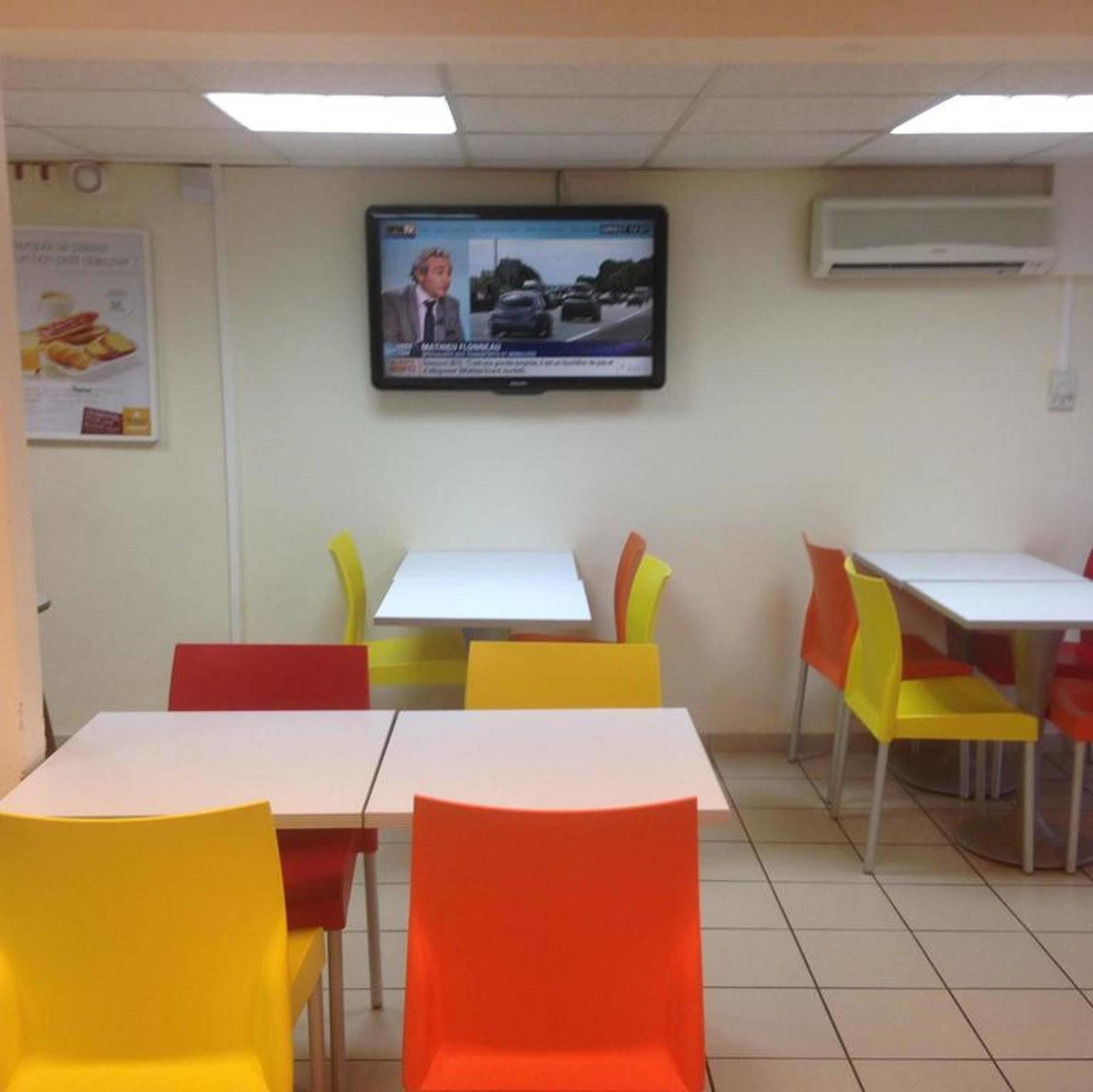 Premiere Classe Niort Est La Creche Exterior foto
